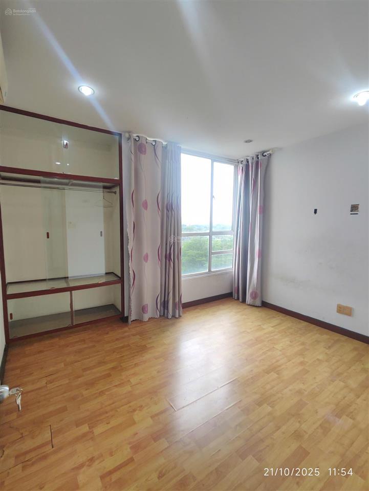 Bán nhanh căn hộ the mansion 3pn 2wc, dt 101m2, giá chỉ 2 tỷ 570, bớt lộc. em dung 0906 821 ***