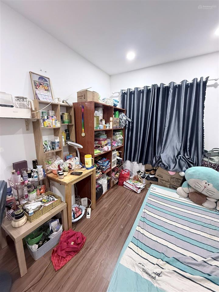 Cho thuê nhanh căn conic boulevard 3pn 2 toilet full nội thất dt 114m2 như hình, 0906 821 *** em dung