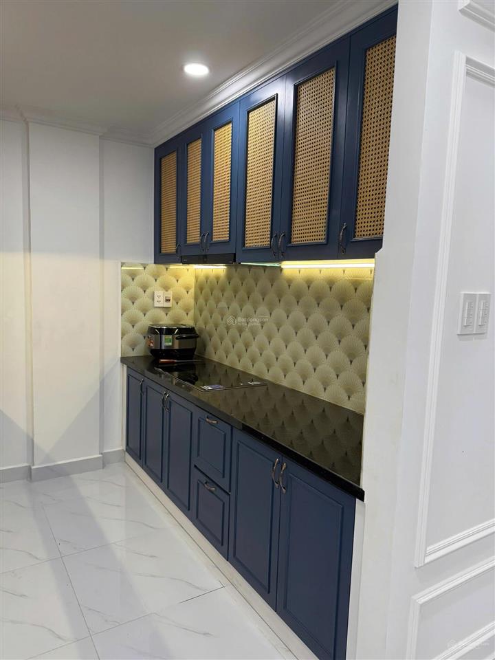 Bán nhanh căn conic boulevard 2pn full nội thất thiết kế đẹp, nhà mới 99% giá 3 tỷ thương lượng