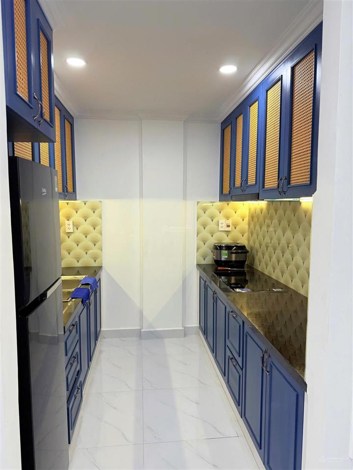 Bán nhanh căn conic boulevard 2pn full nội thất thiết kế đẹp, nhà mới 99% giá 3 tỷ thương lượng