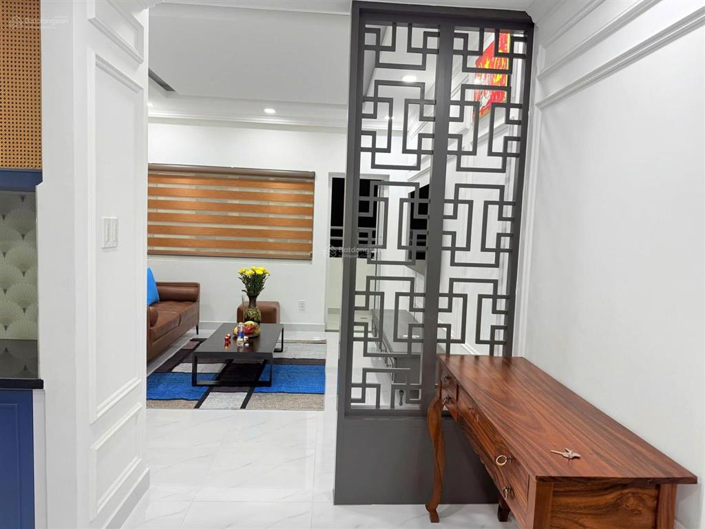 Bán nhanh căn conic boulevard 2pn full nội thất thiết kế đẹp, nhà mới 99% giá 3 tỷ thương lượng