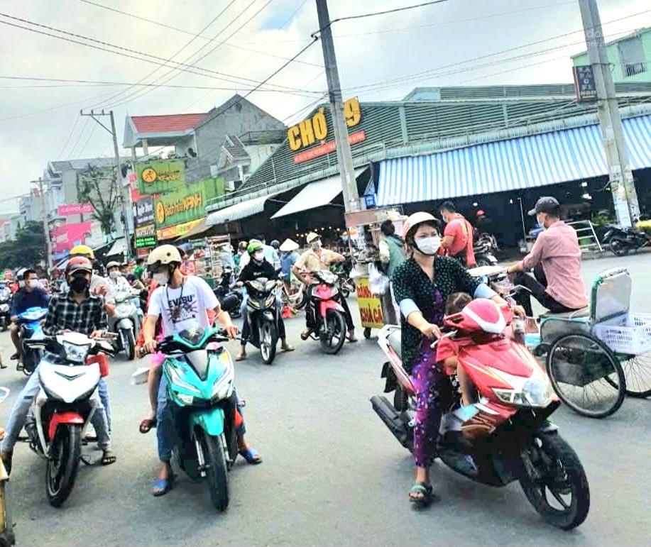 Hạ giá bán nhà cấp bốn mặt tiền chợ 79 giá tốt