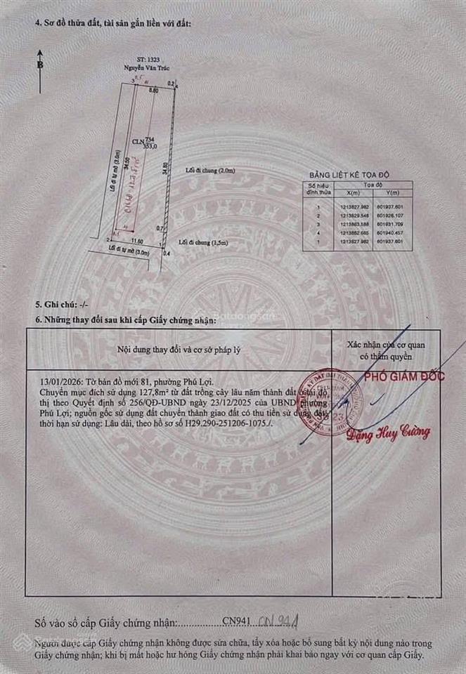 Bán đất khu 8 gần chợ. giá 9.9 tr/m2, ngang 45m.  0975 222 ***