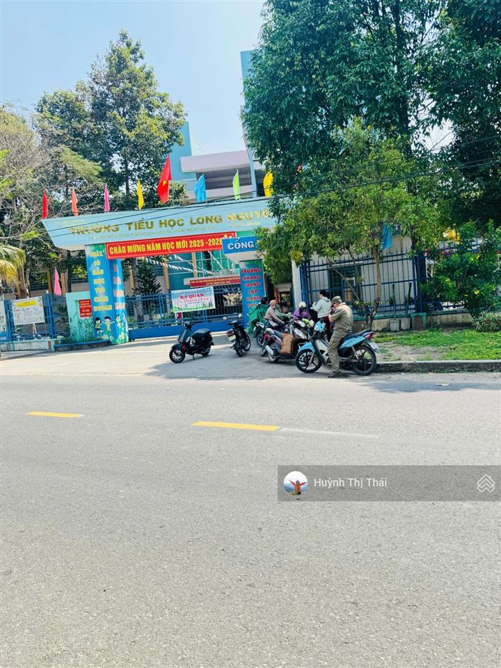 Kẹt tiền bán nhanh lô góc 3 mặt tiền kinh doanh đầu tư sổ thành phố hồ chí minh