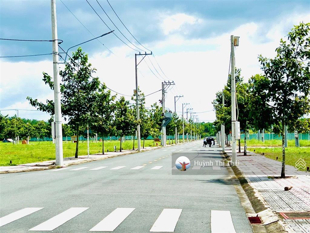 Chủ kẹt ra nhanh lô đất phường long nguyên thành phố hồ chí minh , sát chợ bến cát .