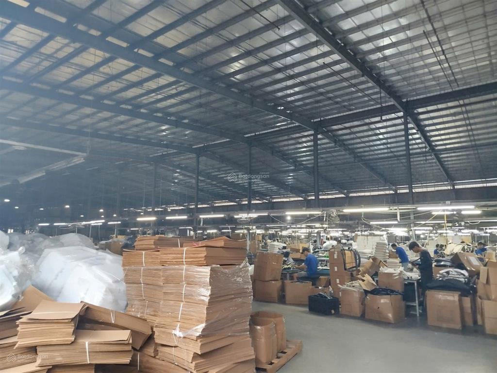 Xưởng cho thuê trong kcn bình dương diện tích 14000m2 giá chỉ 93.78ng/m2/th