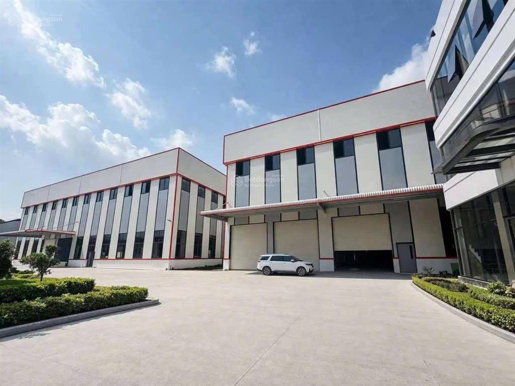 Cho thuê nhà xưởng 2 tầng trong kcn bình dương dt 17.600m2