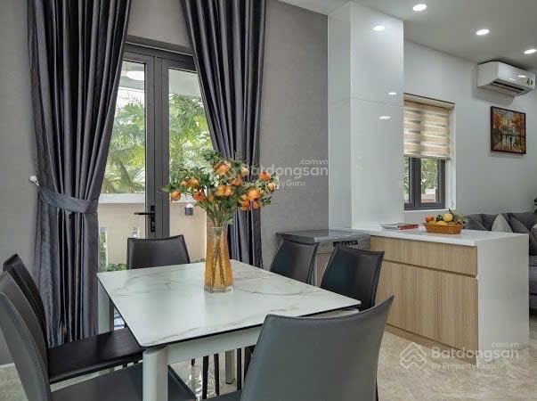 Siêu rẻ ! duy nhất 1 căn nhà phố suncasa hoà phú 1 trệt 2 lầu dt 5x18=90m2 giá chỉ 2 tỷ 750