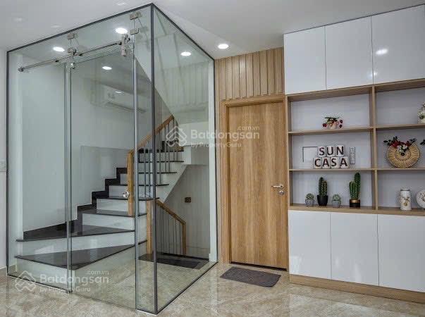 Siêu rẻ ! duy nhất 1 căn nhà phố suncasa hoà phú 1 trệt 2 lầu dt 5x18=90m2 giá chỉ 2 tỷ 750