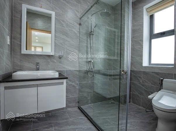 Siêu rẻ ! duy nhất 1 căn nhà phố suncasa hoà phú 1 trệt 2 lầu dt 5x18=90m2 giá chỉ 2 tỷ 750