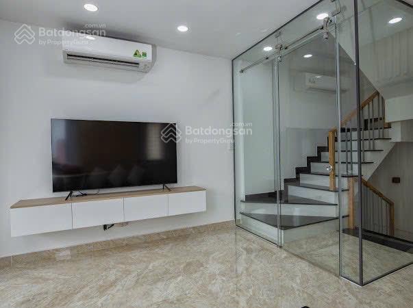Siêu rẻ ! duy nhất 1 căn nhà phố suncasa hoà phú 1 trệt 2 lầu dt 5x18=90m2 giá chỉ 2 tỷ 750