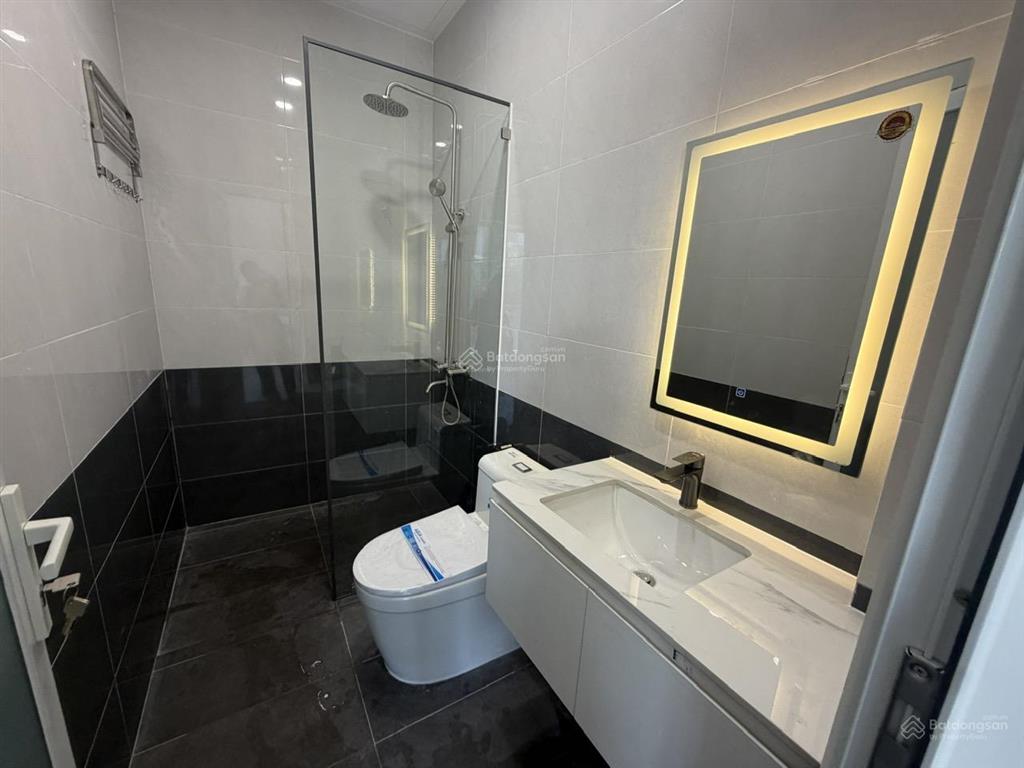 Cho thuê nhà suncasa hòa phú vsip2 tp mới 1 trệt 2 lầu dt 5x16m 3pn 3wc full nội thất mới 100%