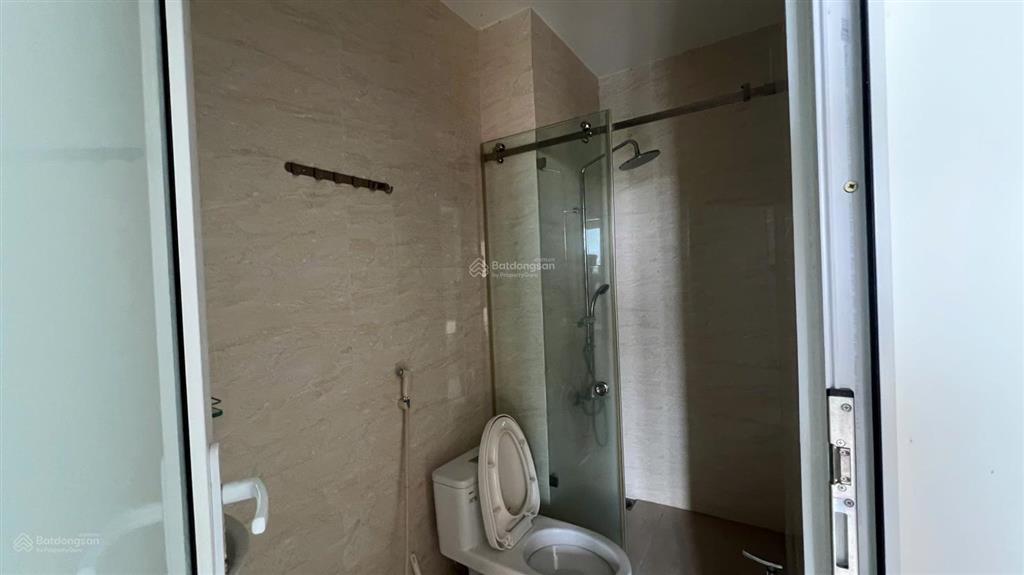 Bán nhà suncasa hoà phú vsip2 dt 5x16 1 trệt 2 lầu 4pn đầy đủ nội thất giá 3.6 tỷ sổ hồng sẵn