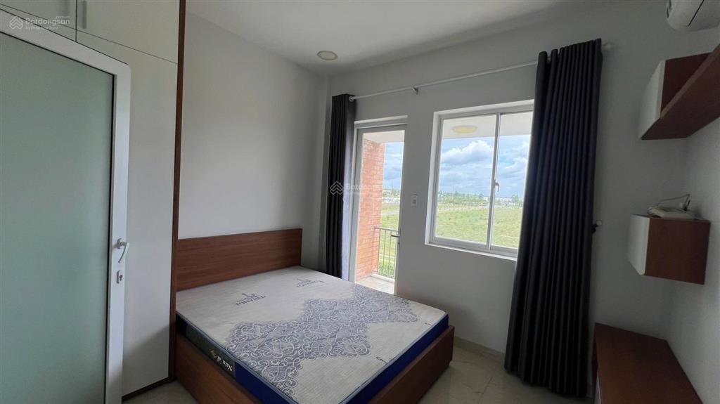 Bán nhà suncasa hoà phú vsip2 dt 5x16 1 trệt 2 lầu 4pn đầy đủ nội thất giá 3.6 tỷ sổ hồng sẵn