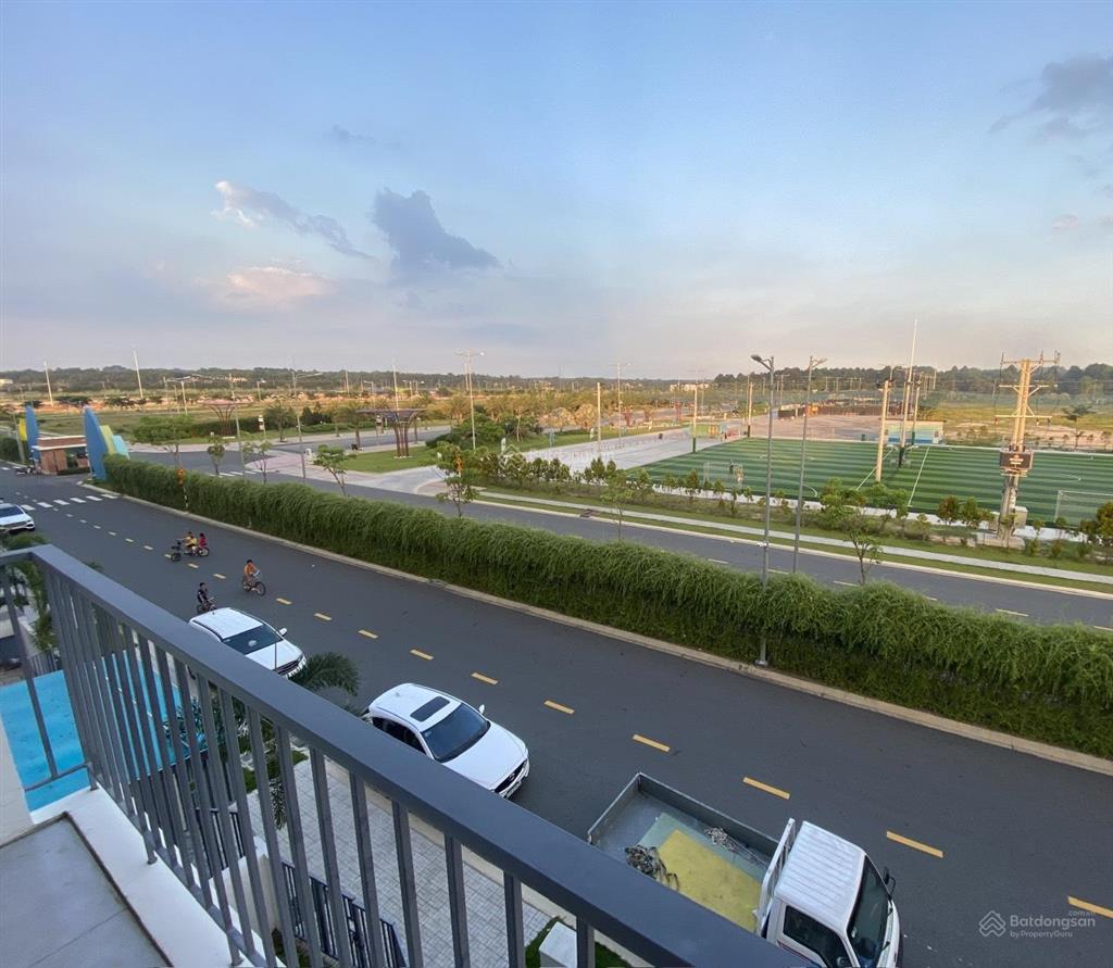 Bán nhà suncasa hoà phú vsip2 dt 5x16 1 trệt 2 lầu 4pn đầy đủ nội thất giá 3.6 tỷ sổ hồng sẵn