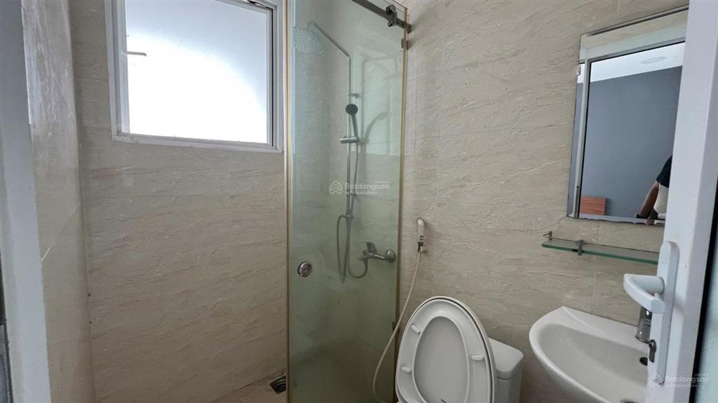 Bán nhà suncasa hoà phú vsip2 dt 5x16 1 trệt 2 lầu 4pn đầy đủ nội thất giá 3.6 tỷ sổ hồng sẵn