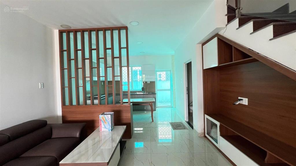 Bán nhà suncasa hoà phú vsip2 dt 5x16 1 trệt 2 lầu 4pn đầy đủ nội thất giá 3.6 tỷ sổ hồng sẵn