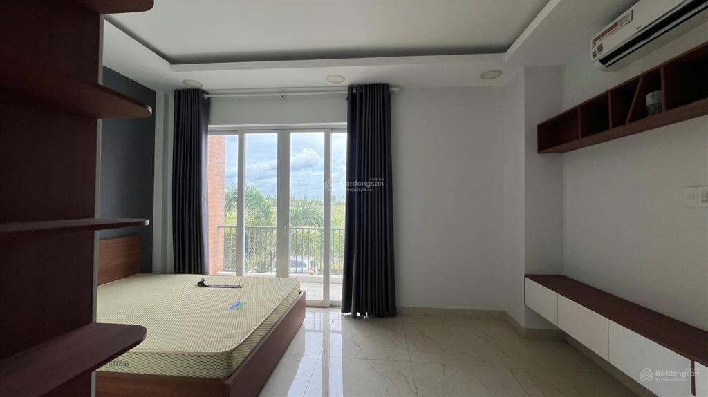 Bán nhà suncasa hoà phú vsip2 dt 5x16 1 trệt 2 lầu 4pn đầy đủ nội thất giá 3.6 tỷ sổ hồng sẵn