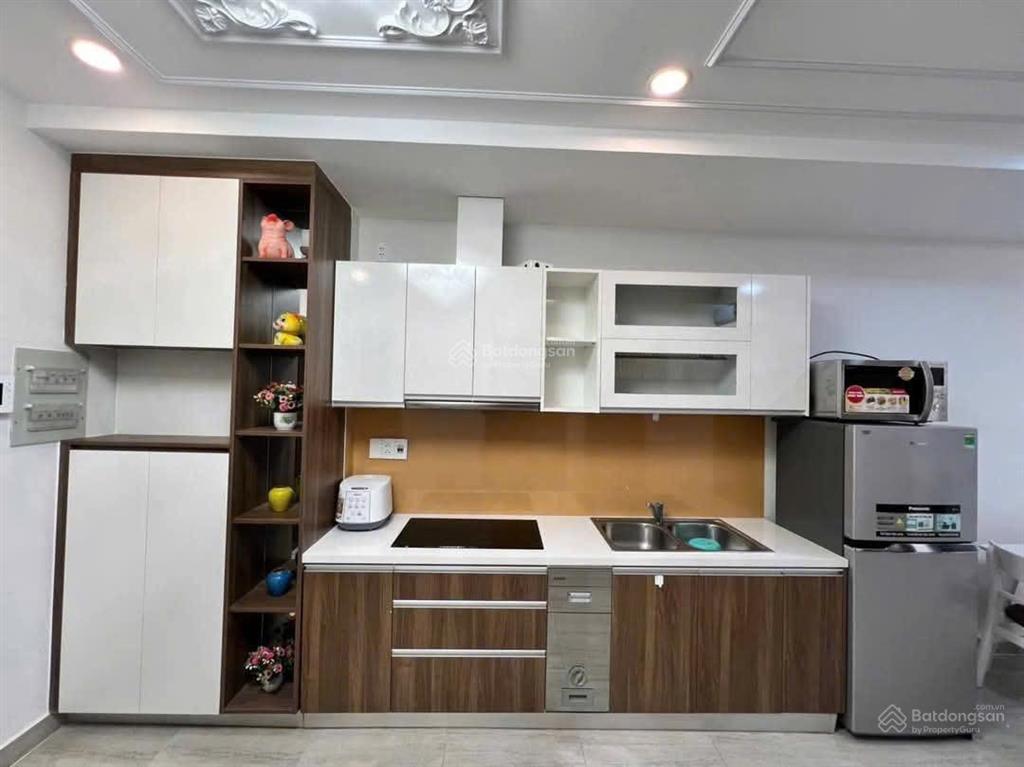 Căn hộ biconsi tower chợ đình phú lợi thủ dầu một có sổ hồng 2pn 2wc dt 60m2 giá 2 tỷ 1 tầng cao