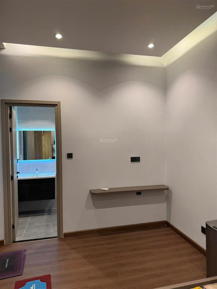 Cho thuê nhà phố sycamore  the orchard tp mới 4 phòng ngủ full nội thất giá rẻ 30tr/tháng