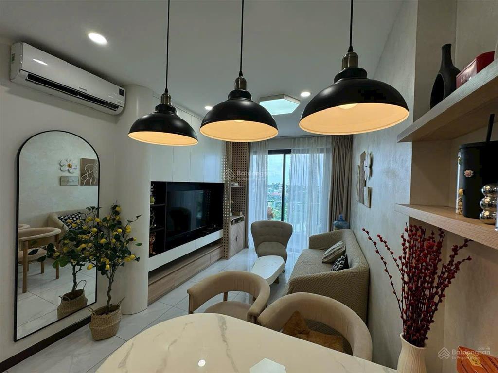 Bán căn hộ skyview 2pn full nội thất giá 2.5 tỷ đã có sổ hồng