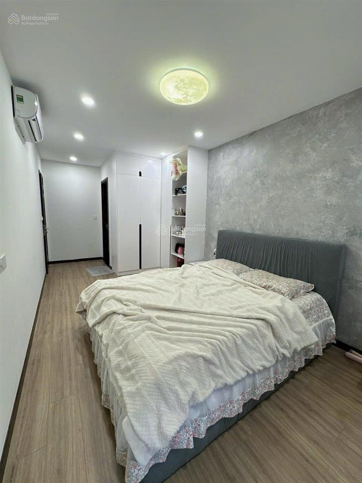 Bán căn hộ skyview 2pn full nội thất giá 2.5 tỷ đã có sổ hồng