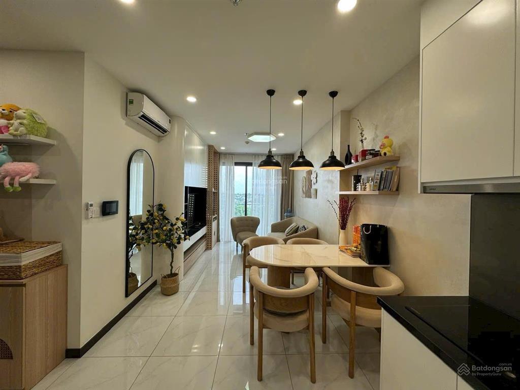 Bán căn hộ skyview 2pn full nội thất giá 2.5 tỷ đã có sổ hồng