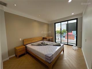 Cho thuê nhà phố suncasa central vsip 2a 1 trệt 2 lầu 4 phòng ngủ toilet riêng. đầy đủ nội thất