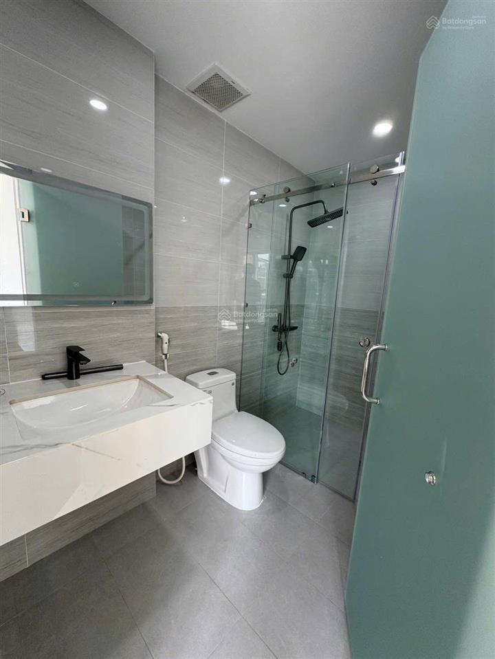Cần cho thuê nhà phố 1 trệt 2 lầu 3pn khu nhà ở sun casa hòa phú dt 5x16m full nội thất mới đẹp