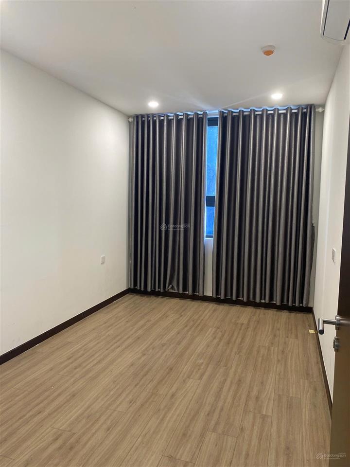 Bán căn hộ cskyview chánh nghĩa tdm 2pn 2wc 74m2 có nội thất tầng cao giá tốt nhất khu 2ty250