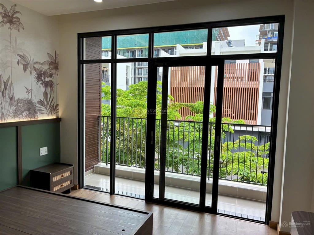 Cho thuê căn gốc midori park tp mới 5pn full nội thất nhà mới giá 45tr/tháng