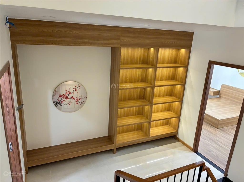 Cho thuê căn gốc midori park tp mới 5pn full nội thất nhà mới giá 45tr/tháng