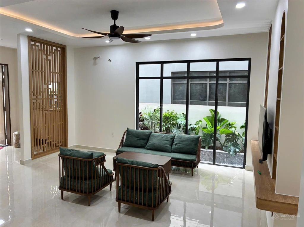 Cho thuê căn gốc midori park tp mới 5pn full nội thất nhà mới giá 45tr/tháng