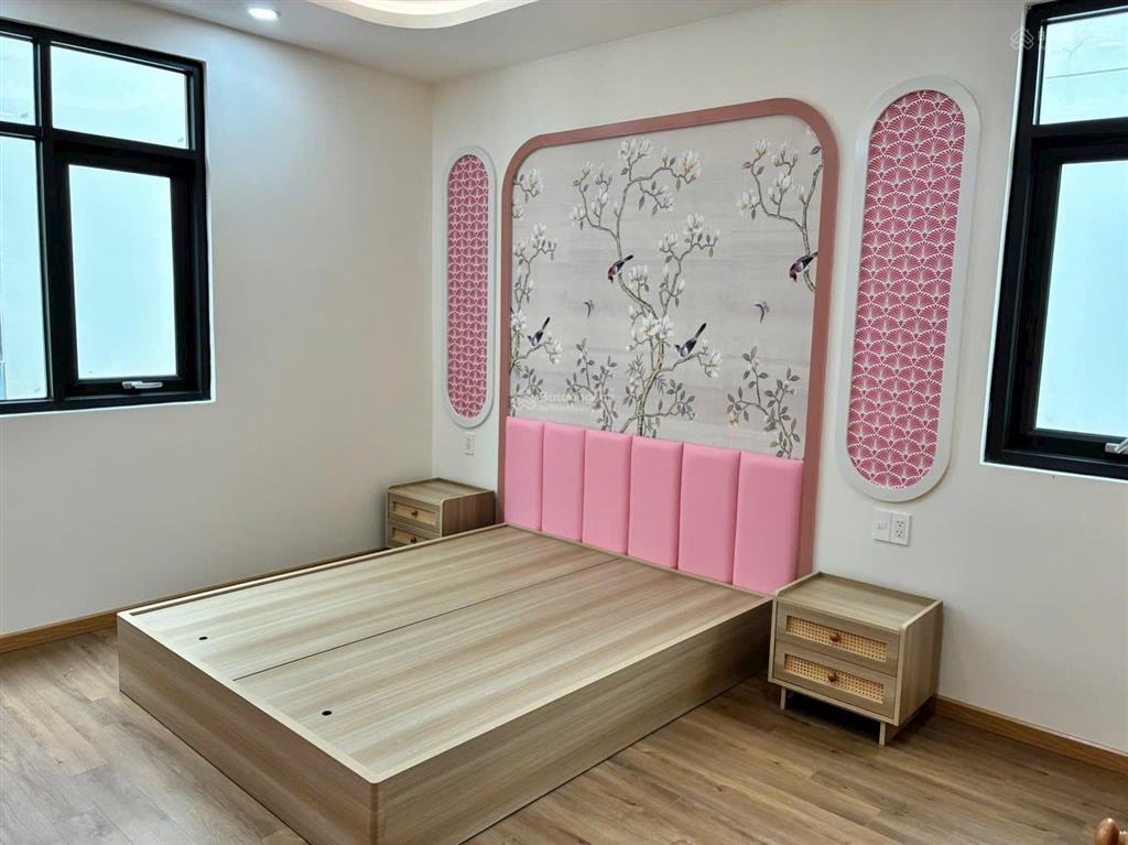 Cho thuê căn gốc midori park tp mới 5pn full nội thất nhà mới giá 45tr/tháng