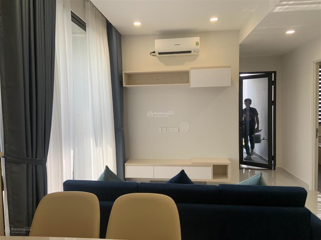 Cho thuê căn hộ emerald golf view lê phong, thuận an đối diện vsip 1 2pn 2wc 72m2 căn gốc tầng cao