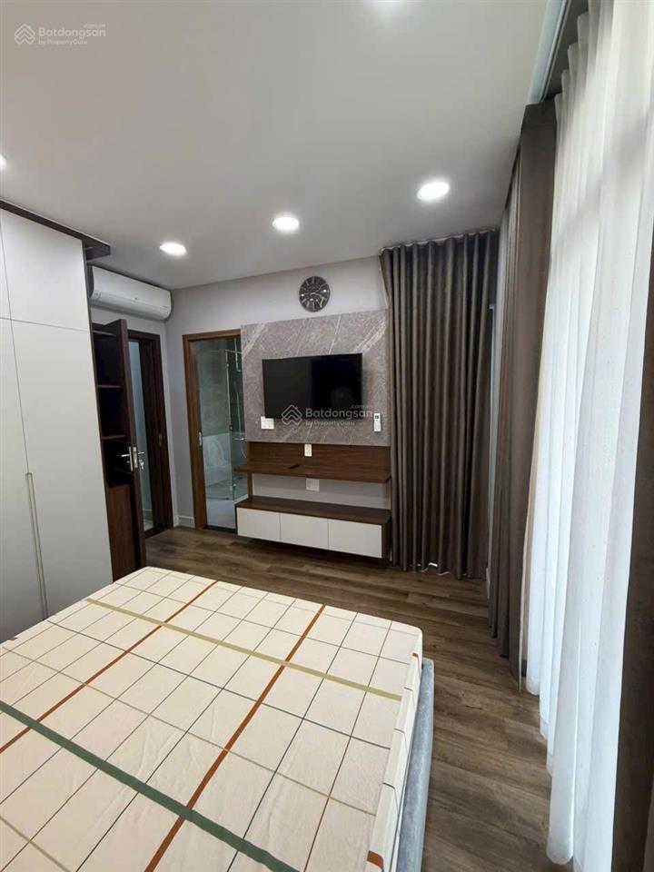 Cho thuê biệt thự midori park tp mới ngay siêu thị aeon 03 pn, 1 phòng làm việc full nội thất đẹp