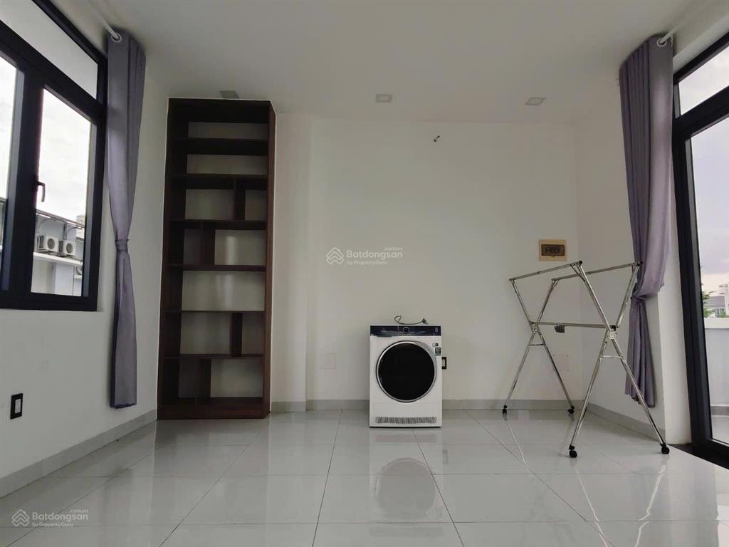 Rẻ nhất khu cho thuê nhà tmdv phú mỹ , thủ dầu một giá rẻ 10 triệu , cọc 2 tháng 3pn 3toilet