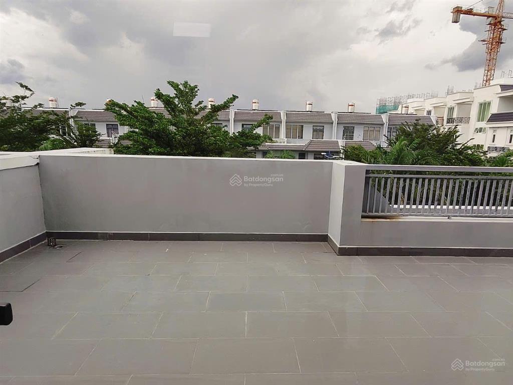 Rẻ nhất khu cho thuê nhà tmdv phú mỹ , thủ dầu một giá rẻ 10 triệu , cọc 2 tháng 3pn 3toilet