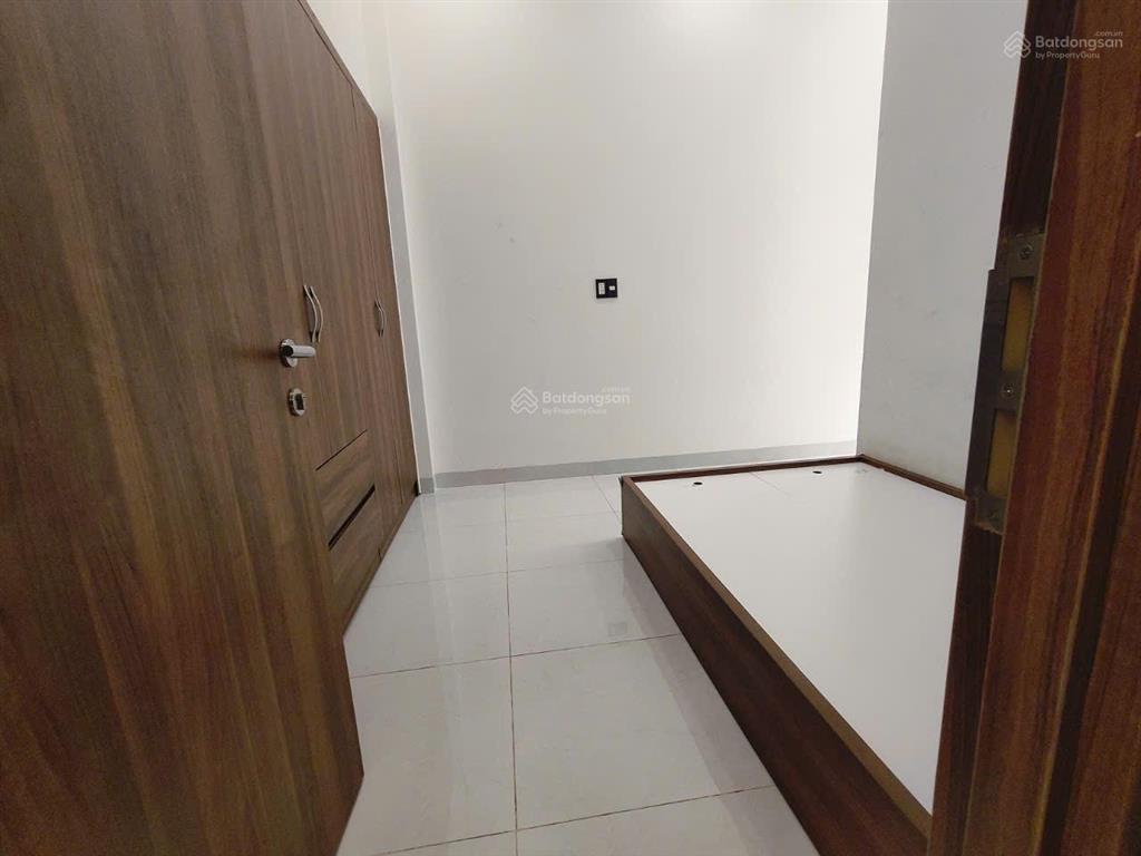 Rẻ nhất khu cho thuê nhà tmdv phú mỹ , thủ dầu một giá rẻ 10 triệu , cọc 2 tháng 3pn 3toilet