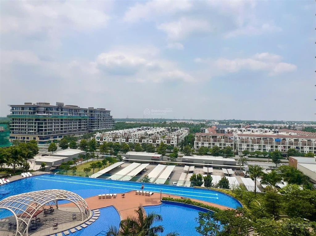 Cho thuê căn hộ the glory thành phố mới 2pn 2wc dt rộng full nội thất view hồ bơi giá 20tr bao pql