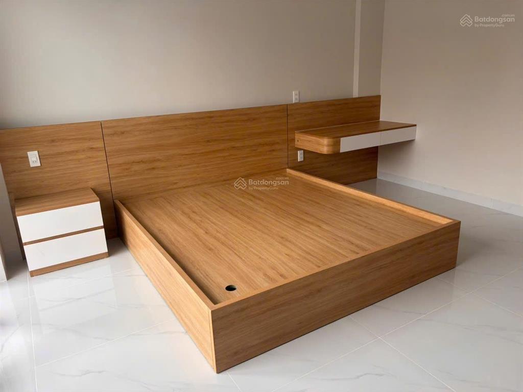 Cho thuê nhà phố suncasa vsip 2, tp. hcm nhà 1 trệt 2 lầu có 3 phòng ngủ 4wc