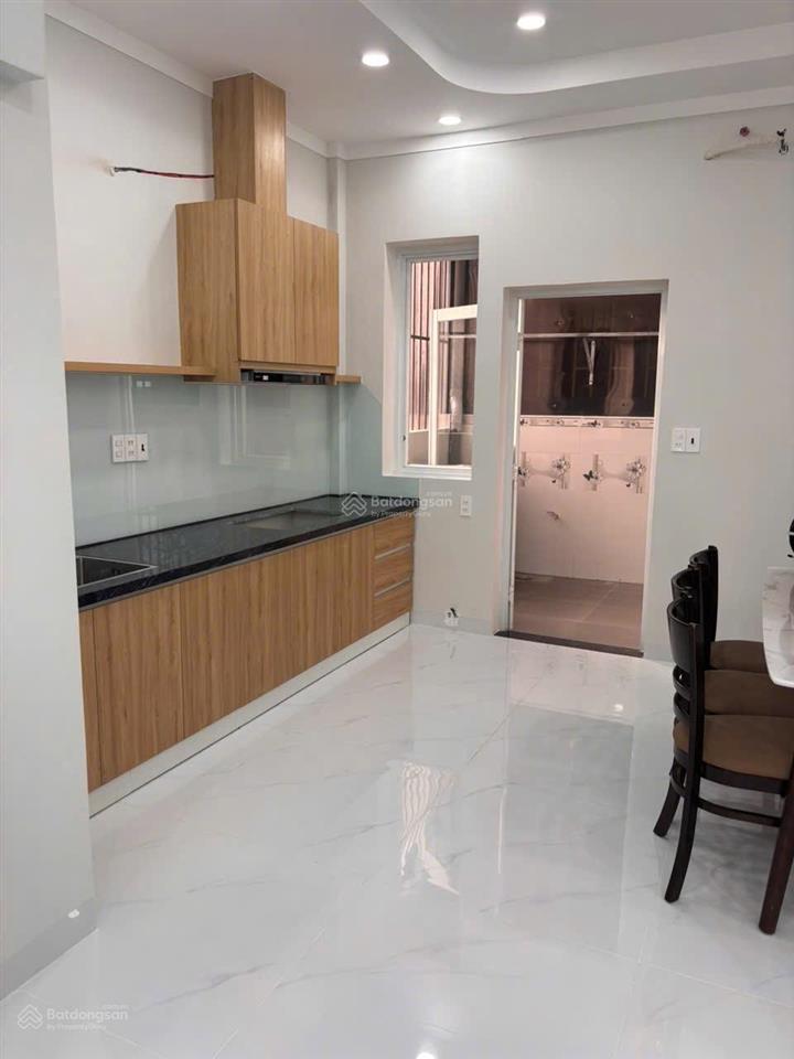 Cho thuê nhà phố suncasa vsip 2, tp. hcm nhà 1 trệt 2 lầu có 3 phòng ngủ 4wc