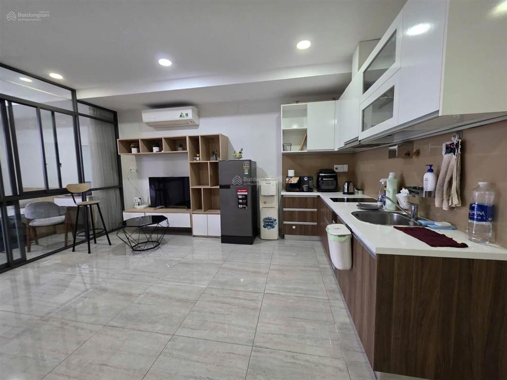 Quá rẻ, giá chỉ 6tr cho thuê căn hộ biconsi tower chợ đình, căn 1pn full nội thất
