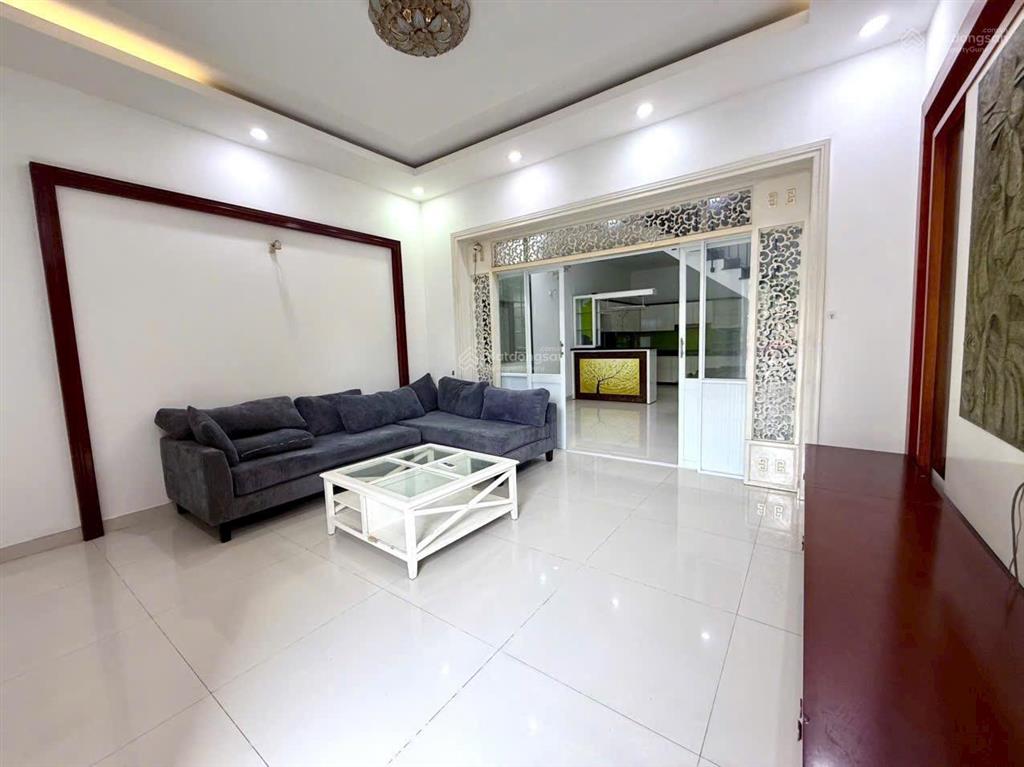 Bán biệt thự hướng nam đẹp, đang sẵn doanh thu tại làng chuyên gia oasis 2, kế siêu thị aeon mall