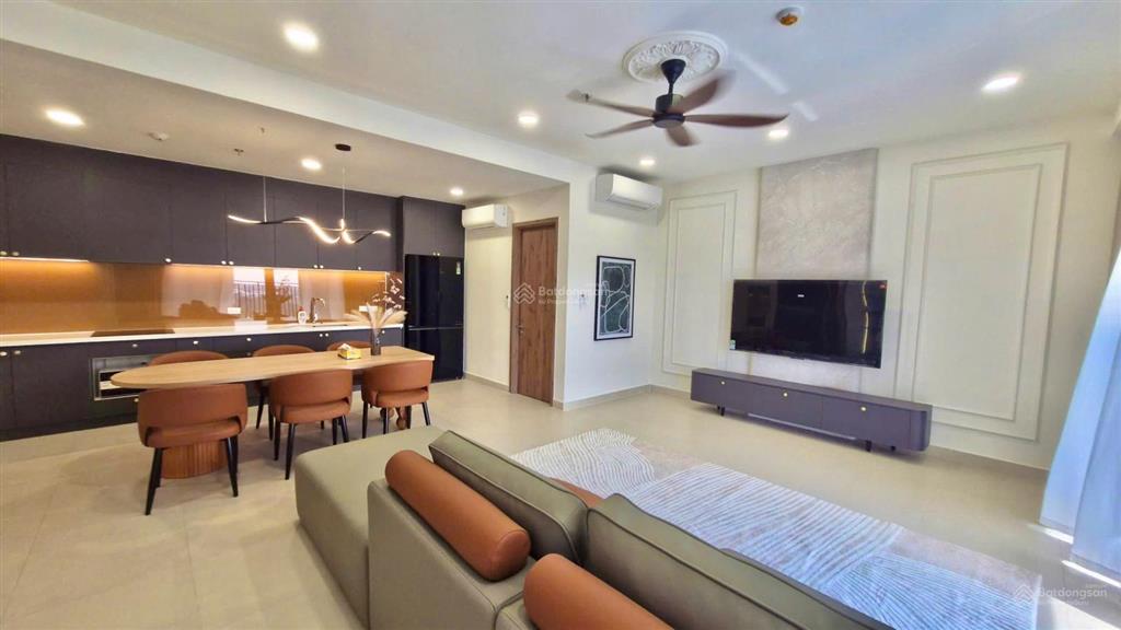Bán căn hộ the glory midori park tp mới 2 phòng ngủ 2 toilet 69m2 full nội thất giá tốt 3tỷ550