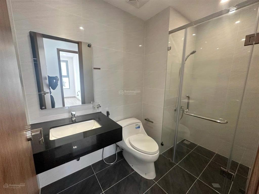 Giảm giá bán nhanh căn hộ happy one central kế bên becamex 30/4 1pn 1wc 49m2 tầng cao giá tốt