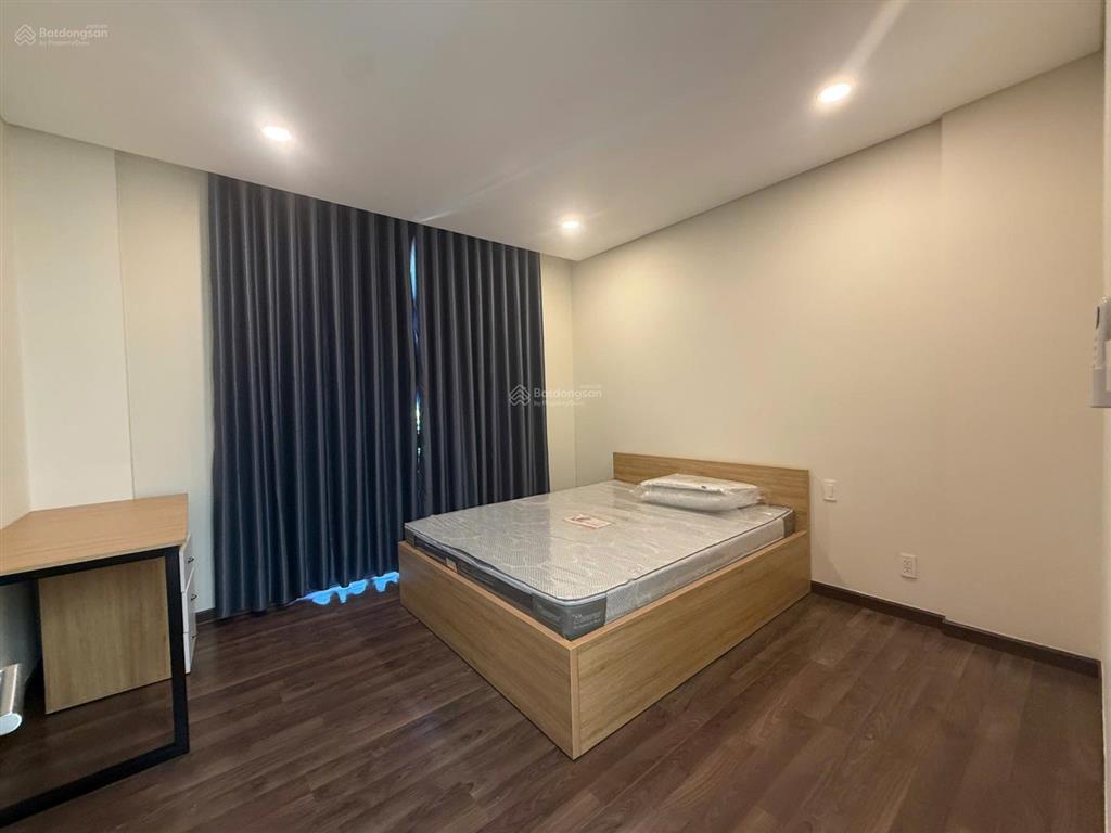 Cho thuê biệt thự midori park thành phố mới bình dương nhà 1 trệt 3 lầu 5pn full nội thất