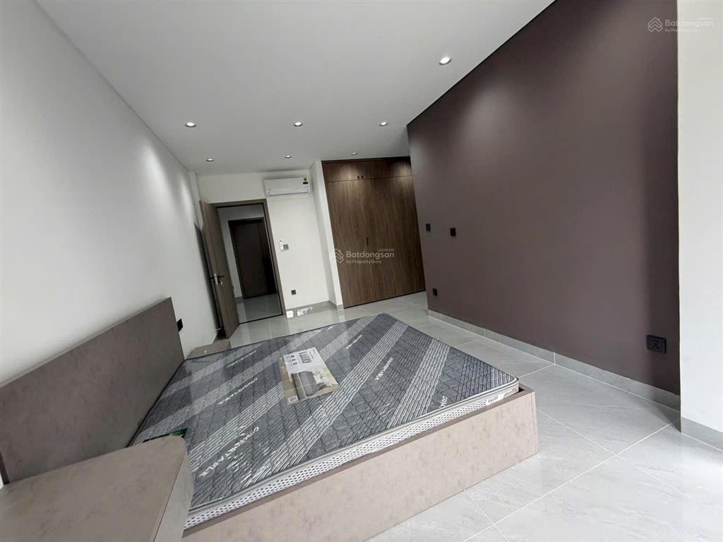Cho thuê nhà phố haruka midori tp mới 4pn 5 wc full nội thất giá thuê 45 triệu/ tháng  096277768