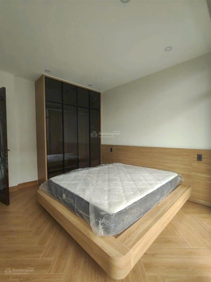 Cho thuê nhà phố midori haruka nội khu vị trí ngay siêu thị aeon dt 9,8 x 17,6 5pn 6wc