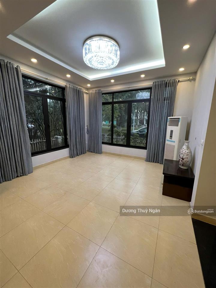 Chuyển nhượng | biệt thự song lập marina| ecopark  189 m² | xây 3 tầng giá 4x tỷ